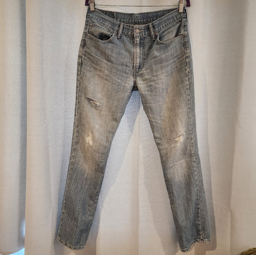 Levi Jeans Light Wash Distressed 511 33×32